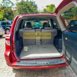 Alternative view of 5Seats Automatic TOYOTA RAV4 VVT-i 2010