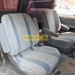Alternative view of 8 seats Toyota PREVIA 1997