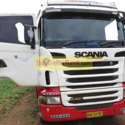 Alternative view of 4 seats Automatic SCANIA R 440 2011