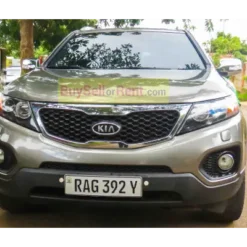 Alternative view of KIA Sorento