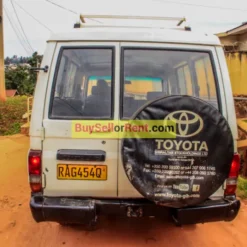 Alternative view of TOYOTA Landcruiser 1994