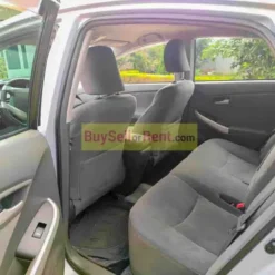 Alternative view of Automatic Toyota Prius Hybrid  2009